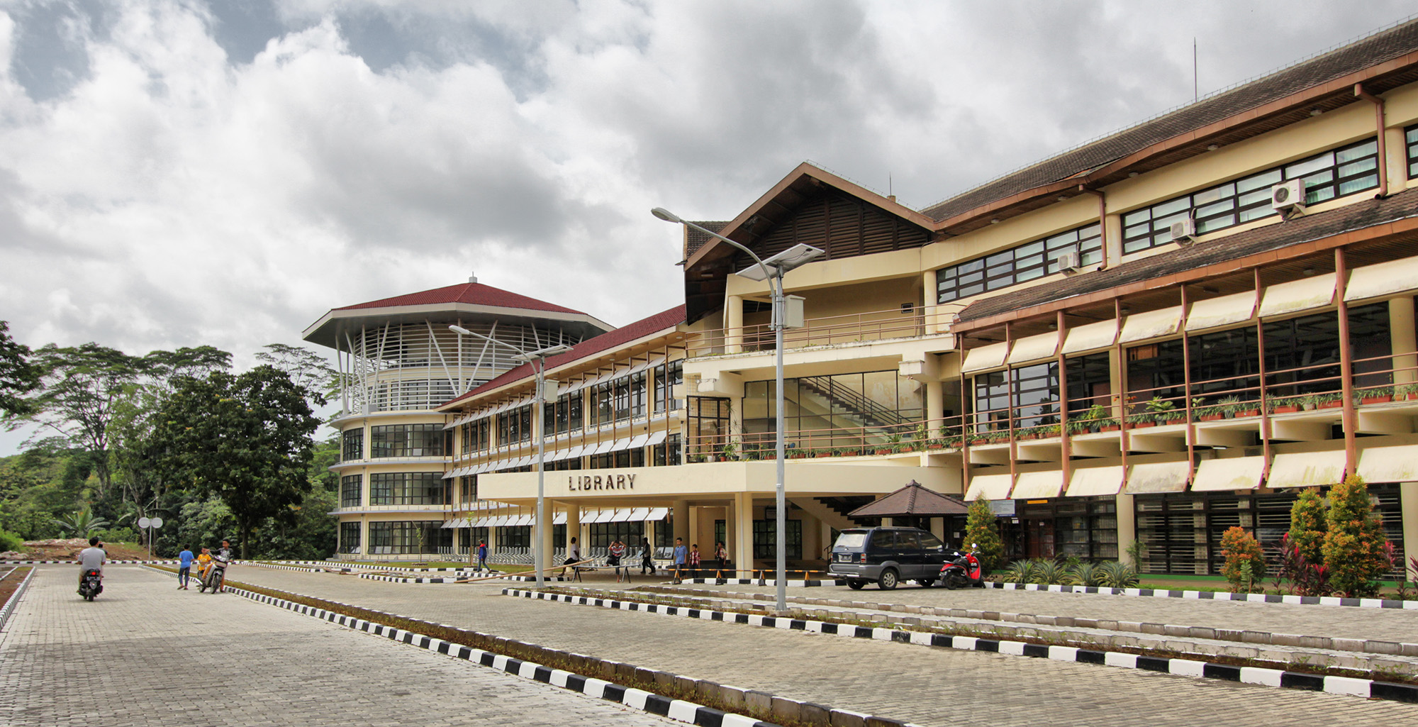 Perpustakaan Pusat Institut Pertanian Bogor